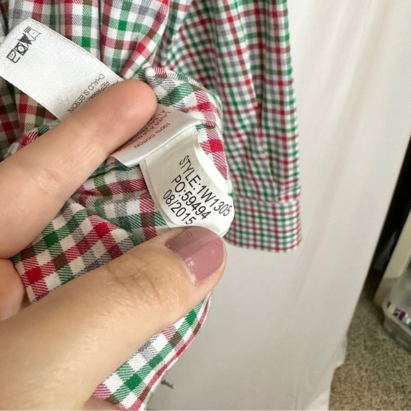 Vineyard Vines Plaid Red Green Button Down Classic Fit Tucker Shirt Men’s XL - Picture 6 of 9